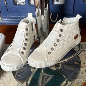 White Quilted Blowfish Slip-On Sneakers